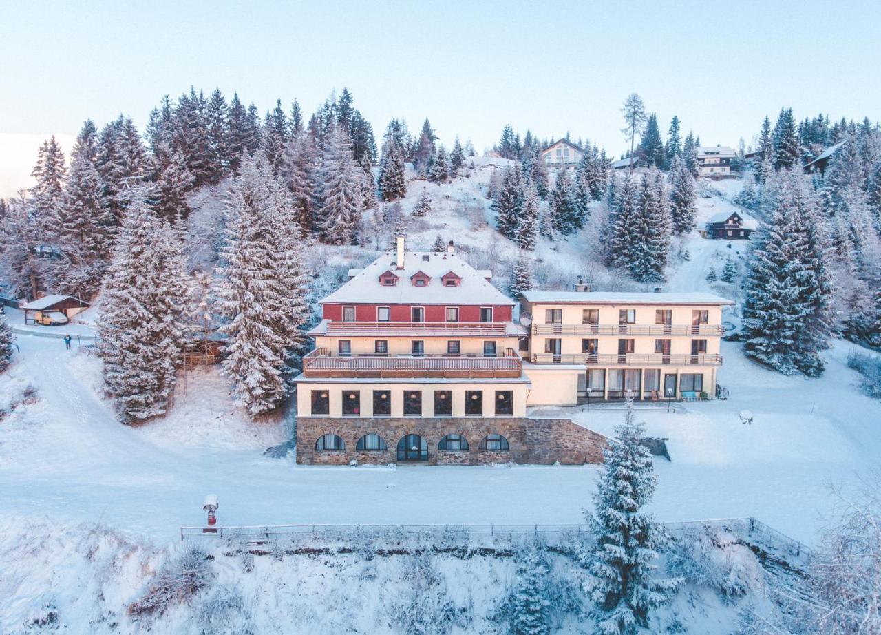 Hotel Alpinum Treffen Kültér fotó